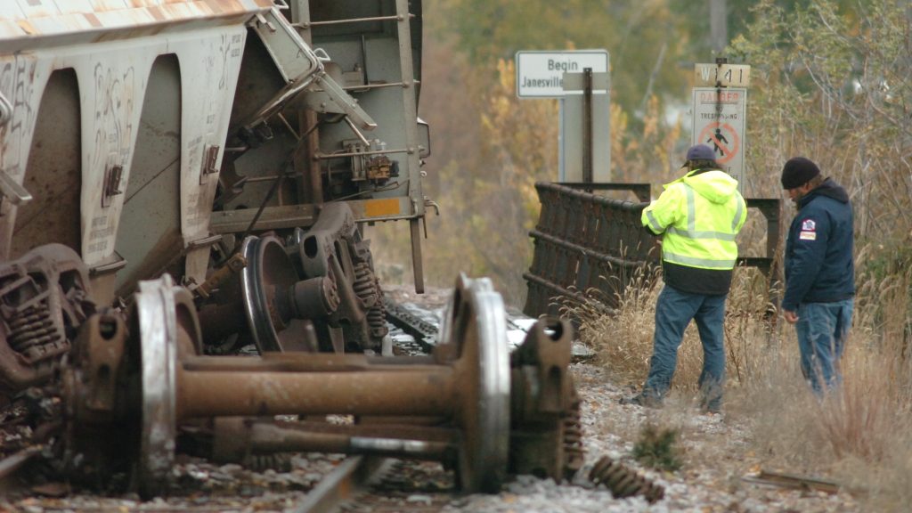 train derailment in Janesville