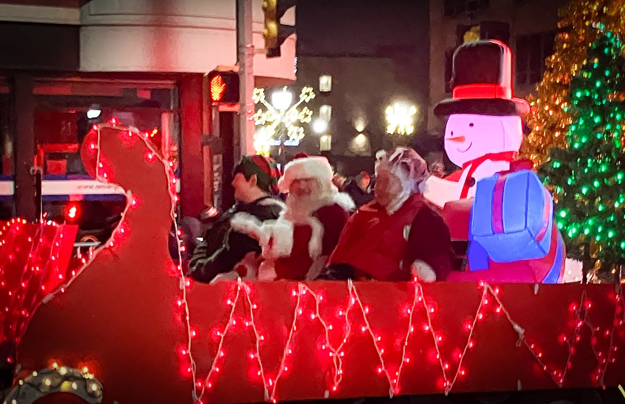 Janesville's Jolly Jingle, a weekend-long holiday event, returns to downtown Janesville on Friday, Saturday, and Sunday, December 6-8, 2024.