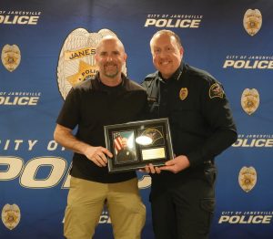 Janesville school resource officer retires