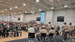 Tailgate Tour: Packers’ players and alumni fire up their fans in Janesville to support Project 16:49